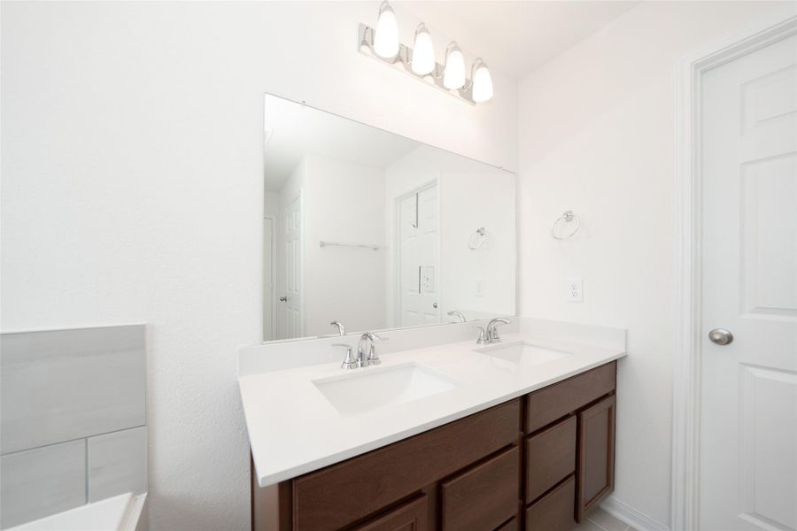 Furnished interior view inside a new home in , Katy (Image 17).