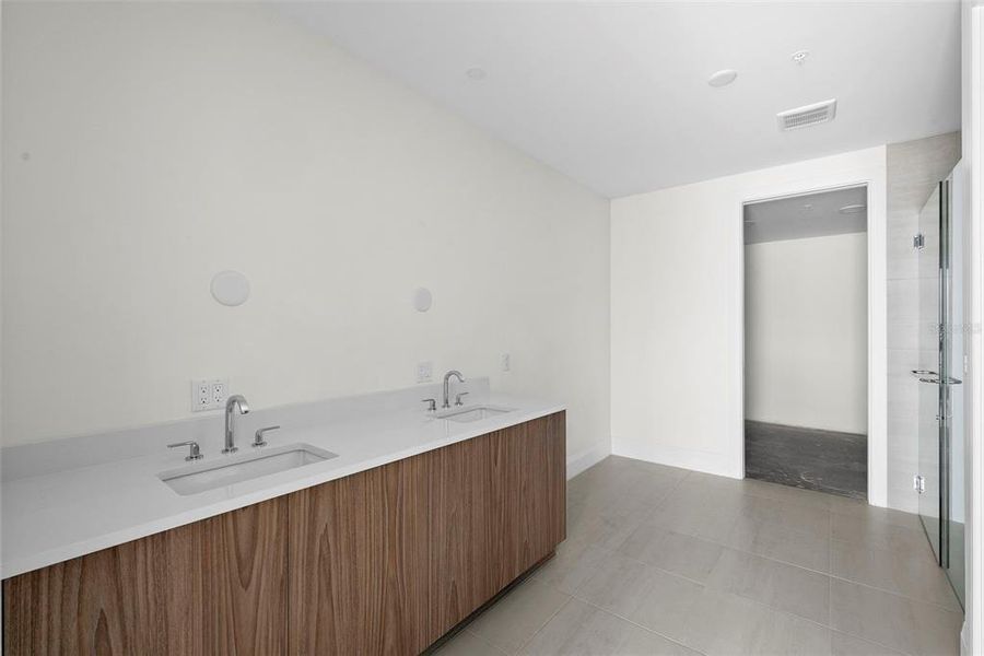 Furnished interior view inside a new home in , Tampa (Image 14).