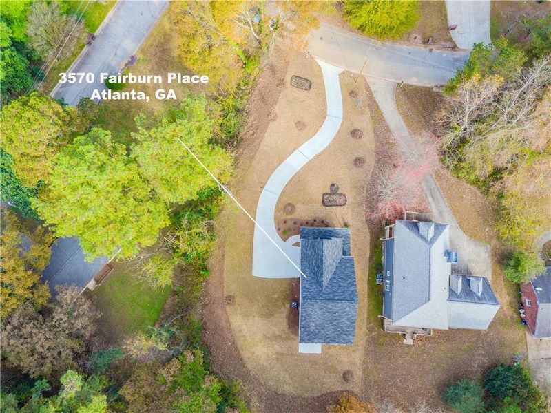 Image 32 of a home in .