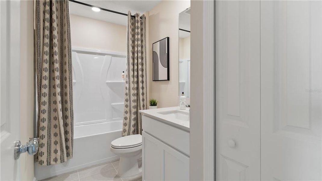 Furnished interior view inside a new home in , Eustis (Image 7).