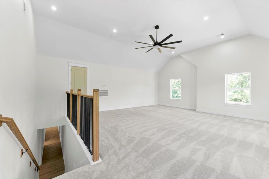 Expansive upstairs additional room—perfect for a home office, gym, or guest suite.