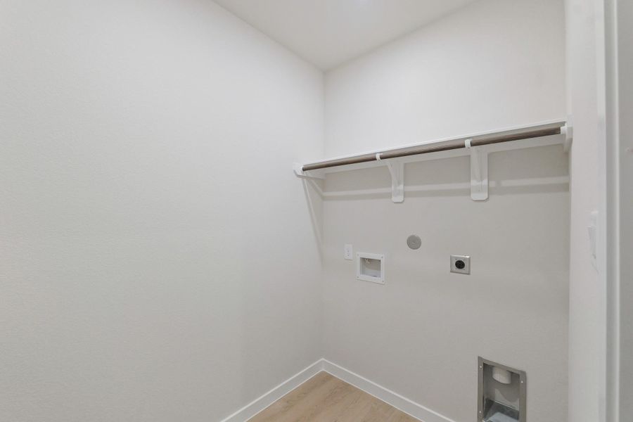 Spacious, unfurnished interior of a new home in Lakes at Crockett Martin, Conroe (Image 7). Spacious, unfurnished interior of a new home in Lakes at Crockett Martin, Conroe (Image 7).