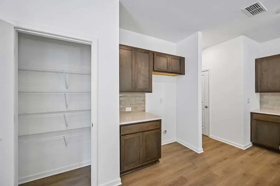 Kitchen & Pantry featuring Oxford Collection Finishes