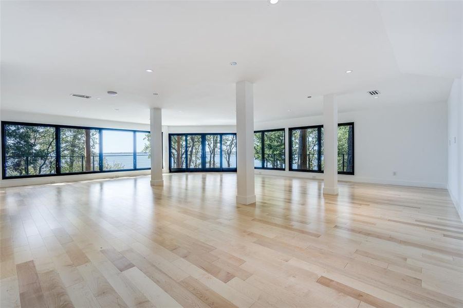 Spacious, unfurnished interior of a new home in , Oak Point (Image 28). Spacious, unfurnished interior of a new home in , Oak Point (Image 28).