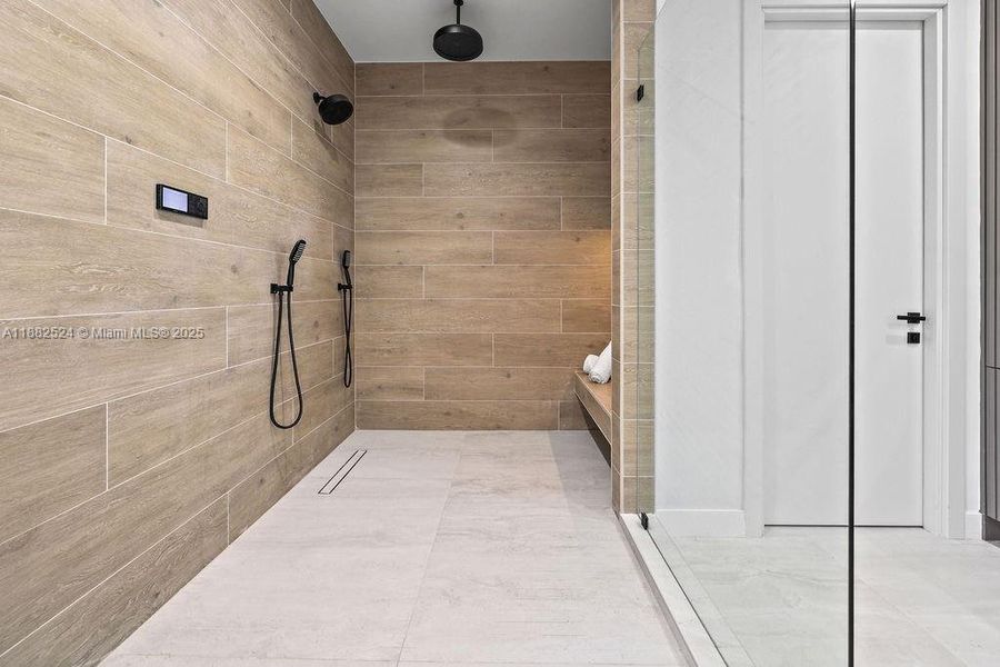 Image 60 of a home in .