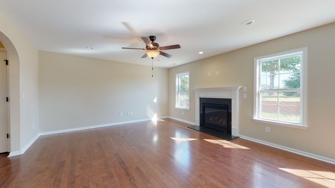 Representative unfurnished interior of a home built from the Rockbridge by Bill Clark Homes in Davenport Farms, Winterville (Image 21).