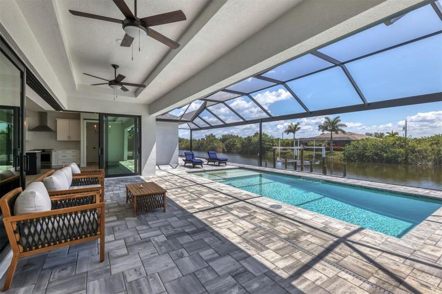 Exterior details and patio area of a home in , Port Charlotte (Image 15).