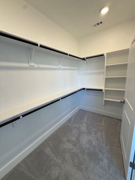 Spacious, unfurnished interior of a new home in Sage Collection – Freedom at Anthem, Kyle (Image 9).