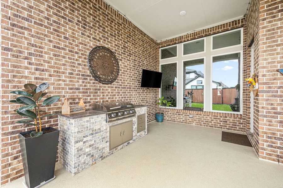 Exterior details and patio area of a home in , Tomball (Image 24).