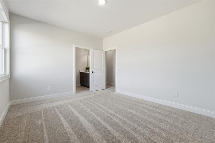 Spacious, unfurnished interior of a new home in , Rydal (Image 47).