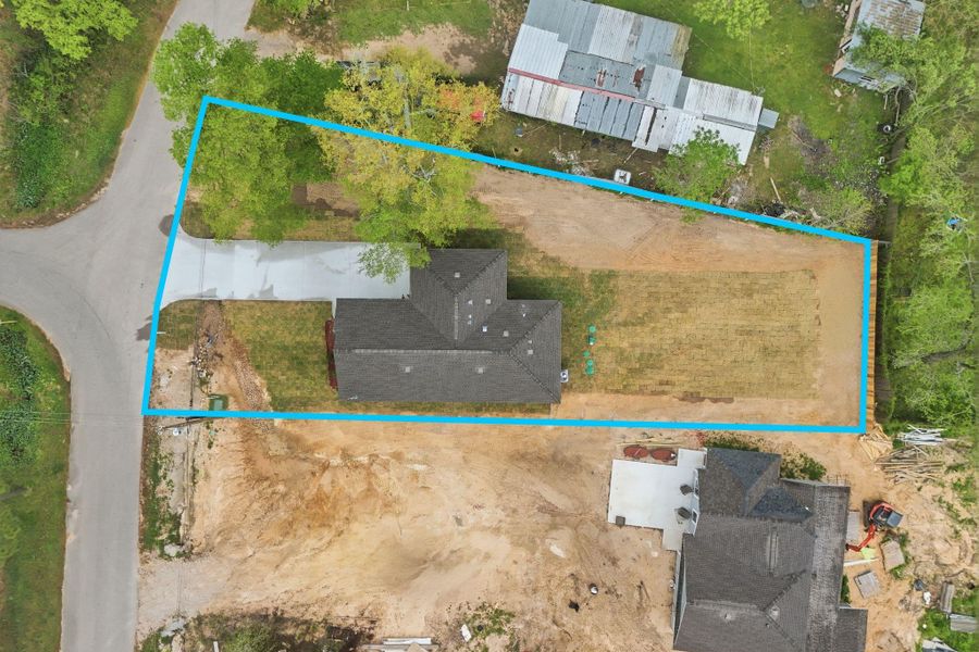 Site preparation for new homesites in , Willis (Image 28).