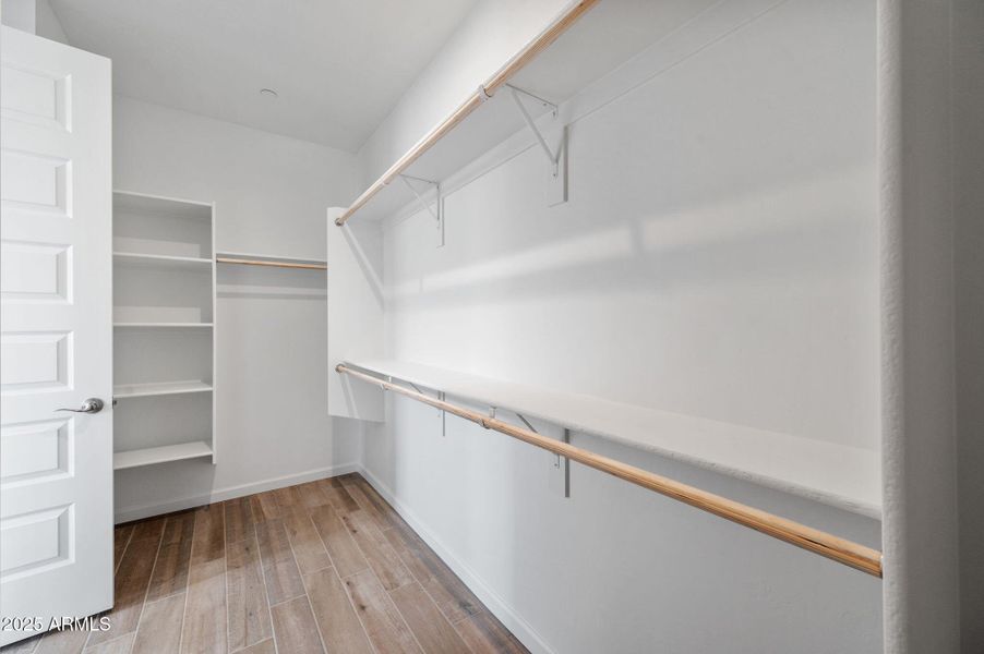 20-Primary-Closet 20-Primary-Closet