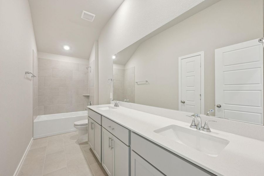 Furnished interior view inside a new home in Riviera Pines - Classic Series, Huffman (Image 20).