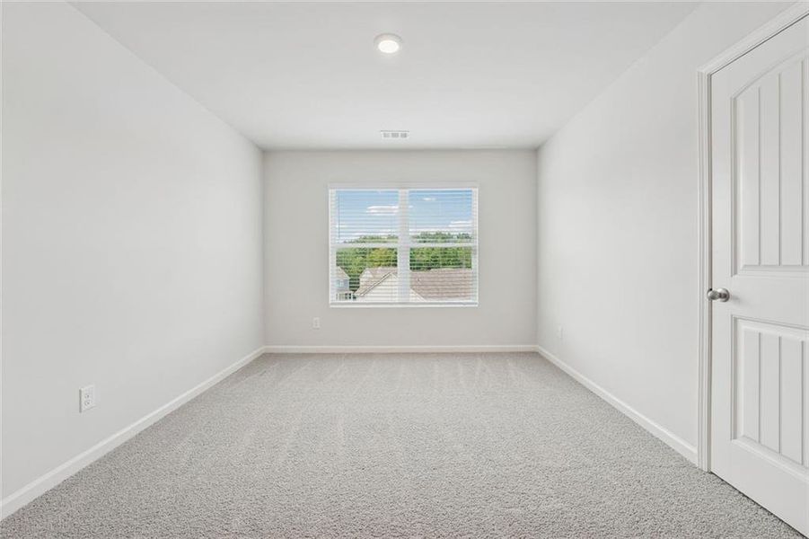 Spacious, unfurnished interior of a new home in , Dallas (Image 27).