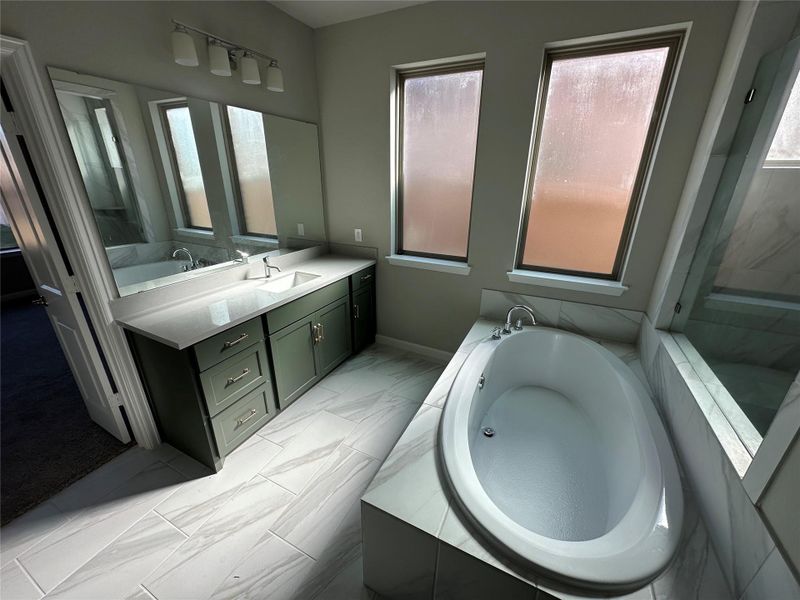 Image 45 of a home in Sienna.