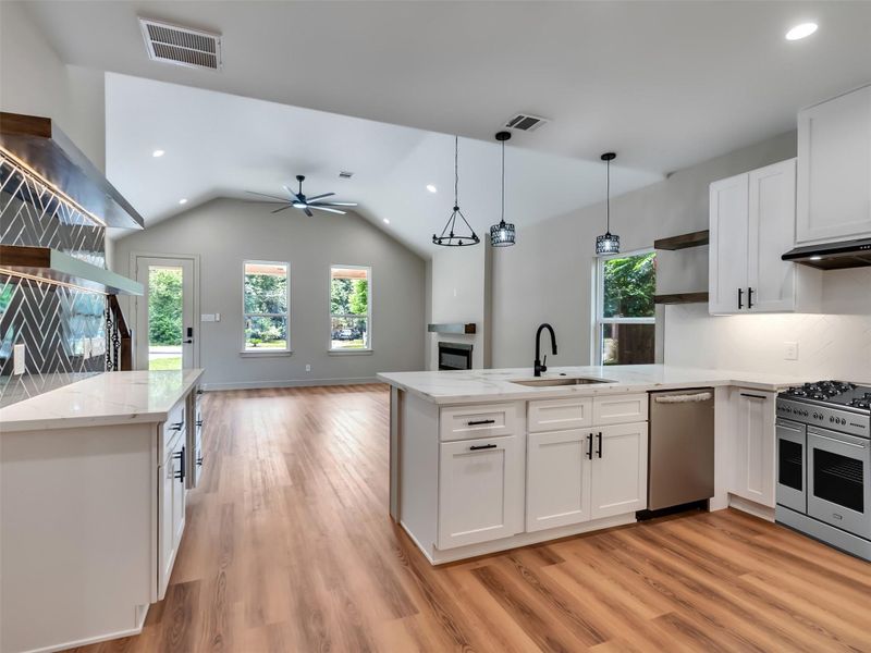 Furnished interior view inside a new home in , Willis (Image 10).