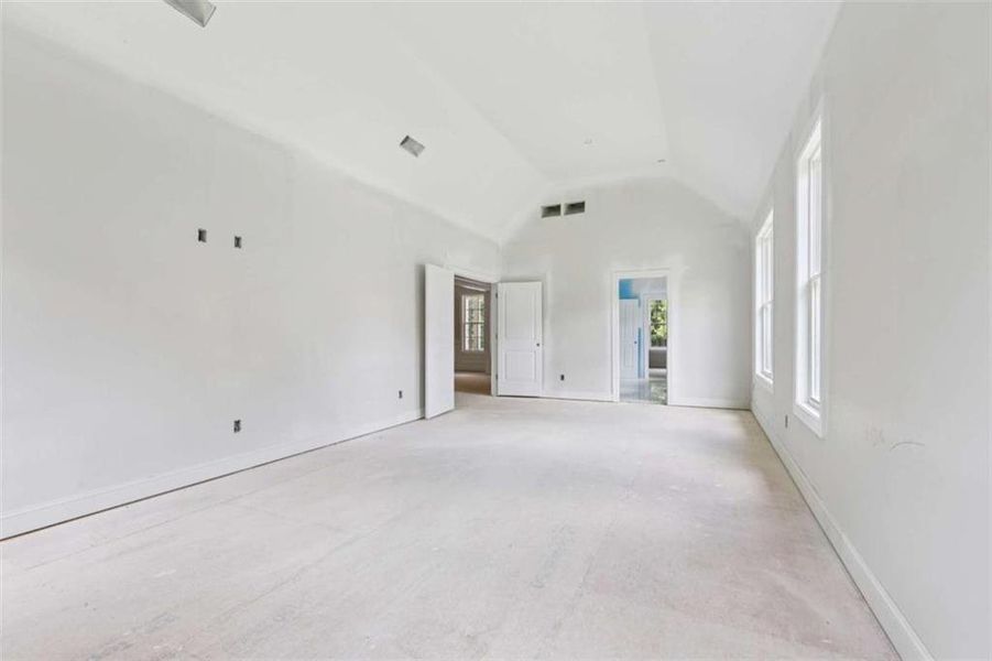Spacious, unfurnished interior of a new home in Whitestone, Douglasville (Image 33).