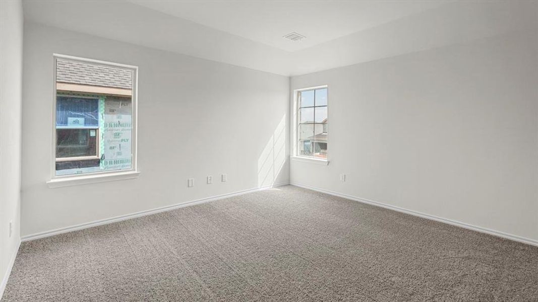 Spacious, unfurnished interior of a new home in Creekside Ranch, Blue Ridge (Image 34).