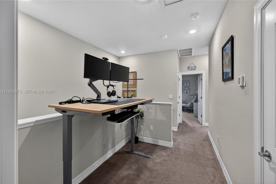 Furnished interior view inside a new home in , Oakland Park (Image 14).