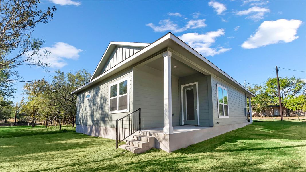 Image 18 of a home in .