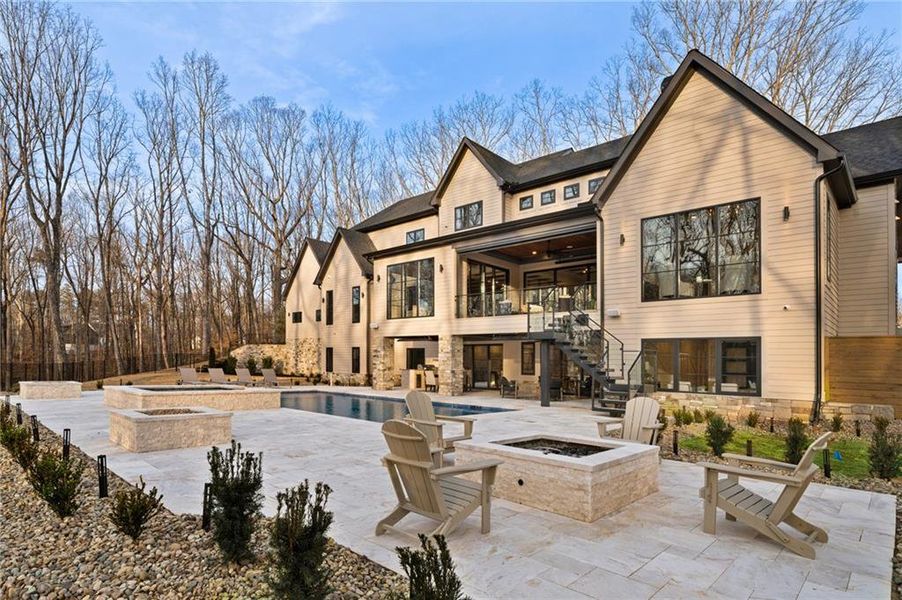 Community amenities in , Canton (Image 70).