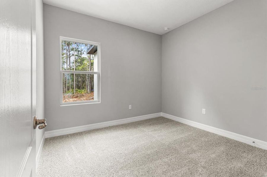 Spacious, unfurnished interior of a new home in , Homosassa (Image 14).