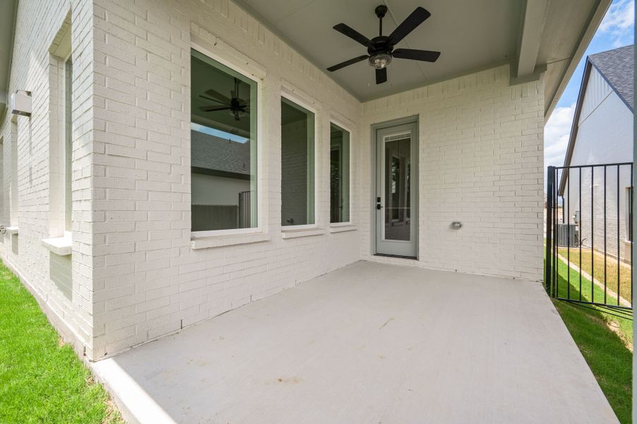 Front exterior of a new home in Parks of Aledo, Aledo, TX, highlighting curb appeal (Image 22). Front exterior of a new home in Parks of Aledo, Aledo, TX, highlighting curb appeal (Image 22).
