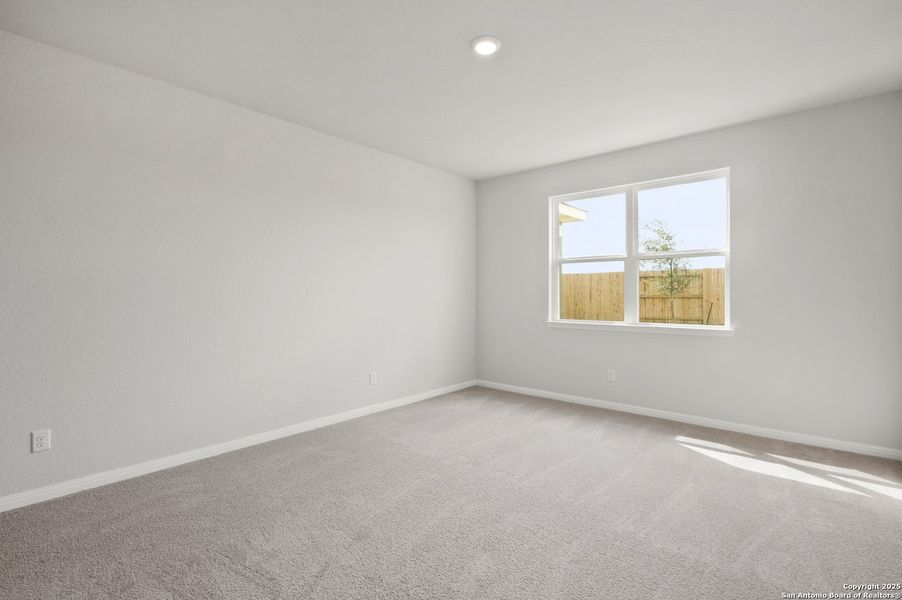 Spacious, unfurnished interior of a new home in Timber Creek, San Antonio (Image 24). Spacious, unfurnished interior of a new home in Timber Creek, San Antonio (Image 24).