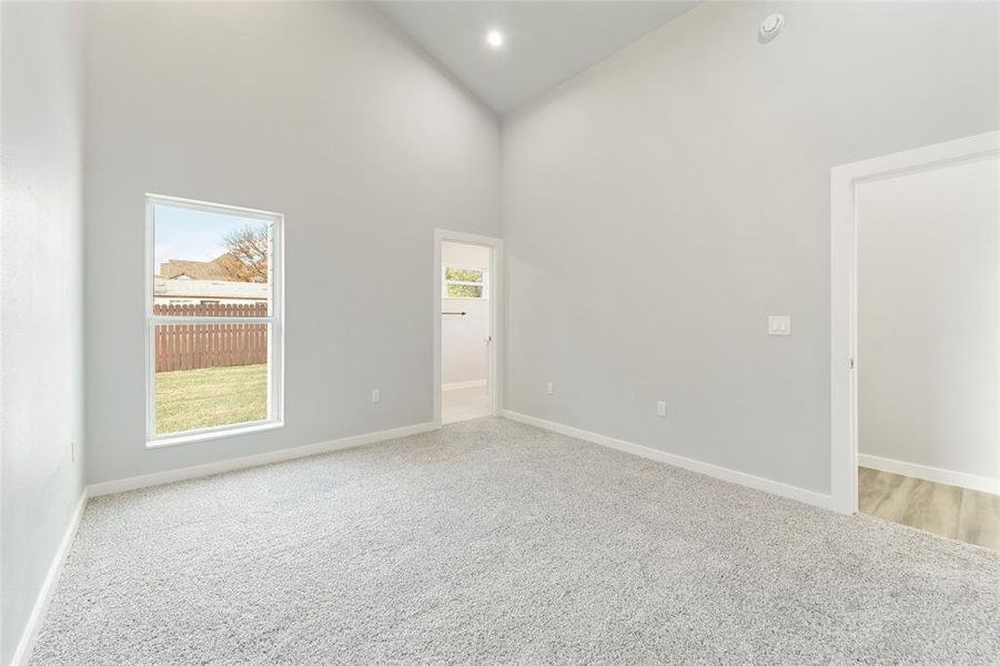 Spacious, unfurnished interior of a new home in , Balch Springs (Image 8).