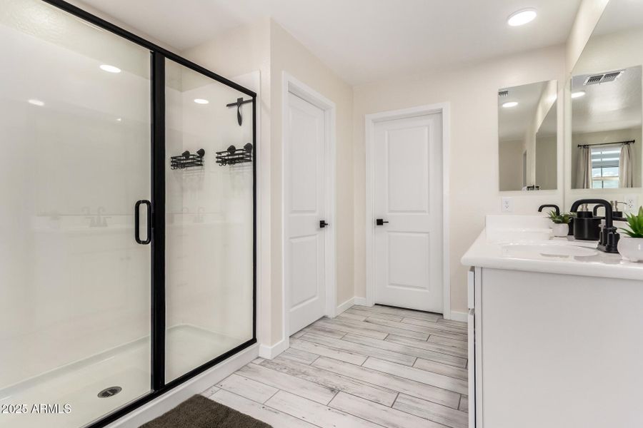 28 - 180th 28 - 180th