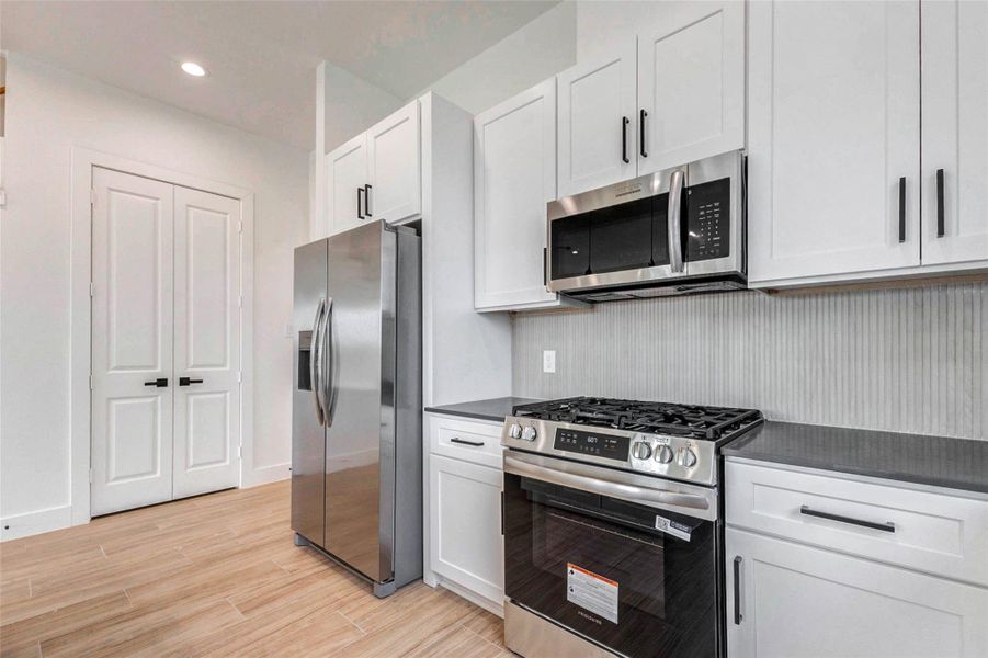 Furnished interior view inside a new home in , Houston (Image 16).