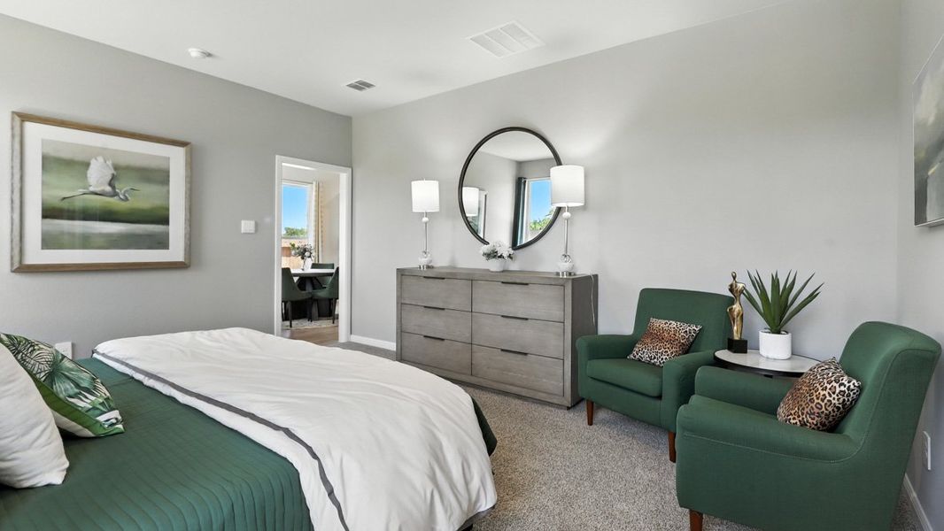 Furnished interior view inside a new home in Vista Point, Grandview (Image 26). Furnished interior view inside a new home in Vista Point, Grandview (Image 26).