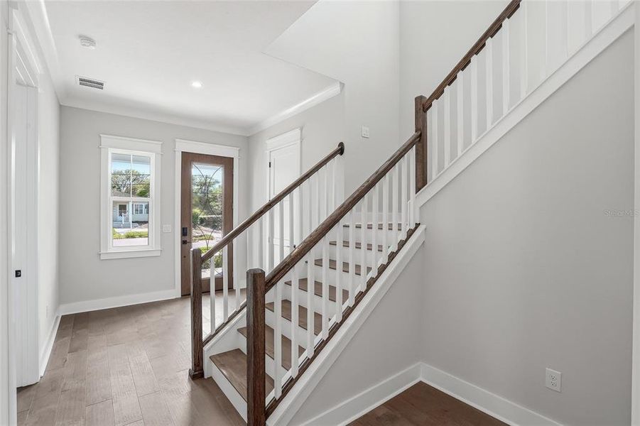 Spacious, unfurnished interior of a new home in , St. Petersburg (Image 64).