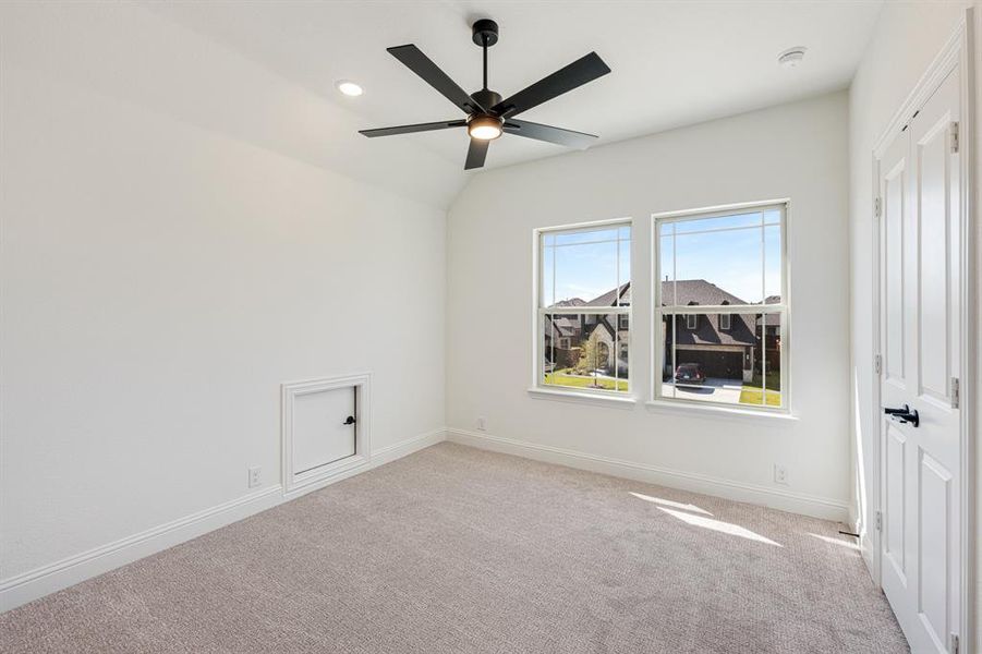 Spacious, unfurnished interior of a new home in Windsong Ranch Classic 61, Prosper (Image 34). Spacious, unfurnished interior of a new home in Windsong Ranch Classic 61, Prosper (Image 34).