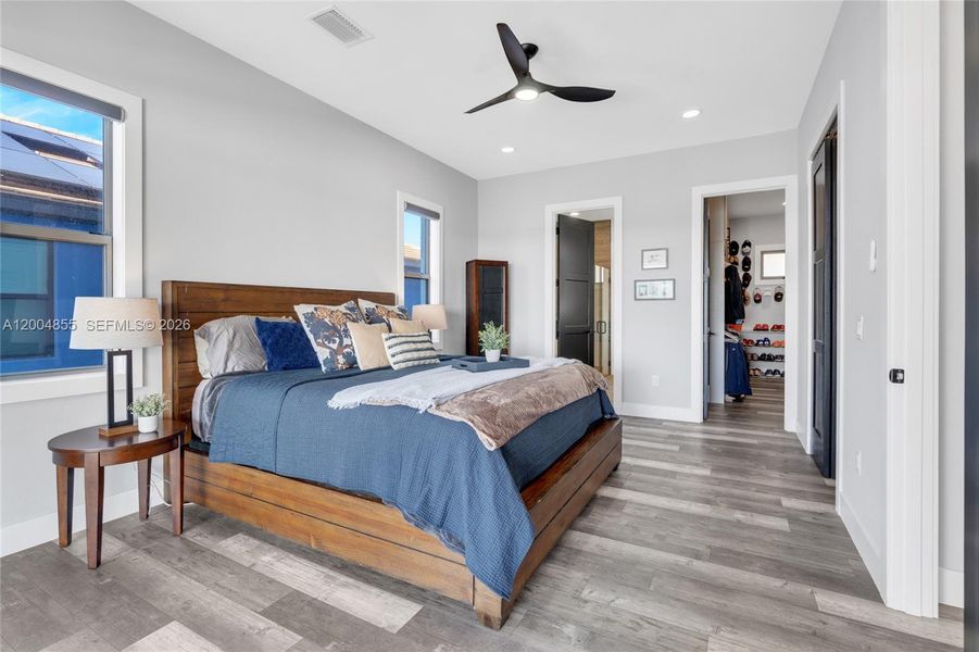 Furnished interior view inside a new home in , Cape Coral (Image 19).