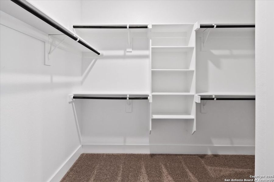 Spacious, unfurnished interior of a new home in Vista Ridge, Live Oak (Image 19). Spacious, unfurnished interior of a new home in Vista Ridge, Live Oak (Image 19).