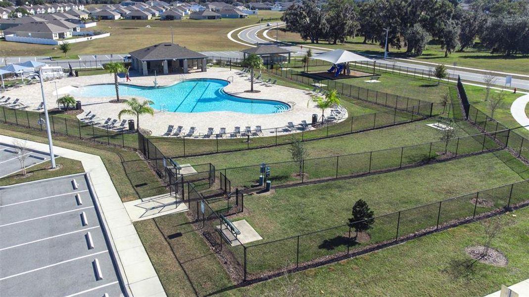 Community amenities in , Bartow (Image 40).