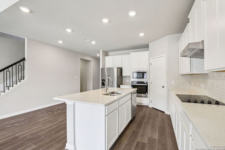 Furnished interior view inside a new home in Legendary Trails - Classic Series, Cibolo (Image 17). Furnished interior view inside a new home in Legendary Trails - Classic Series, Cibolo (Image 17).