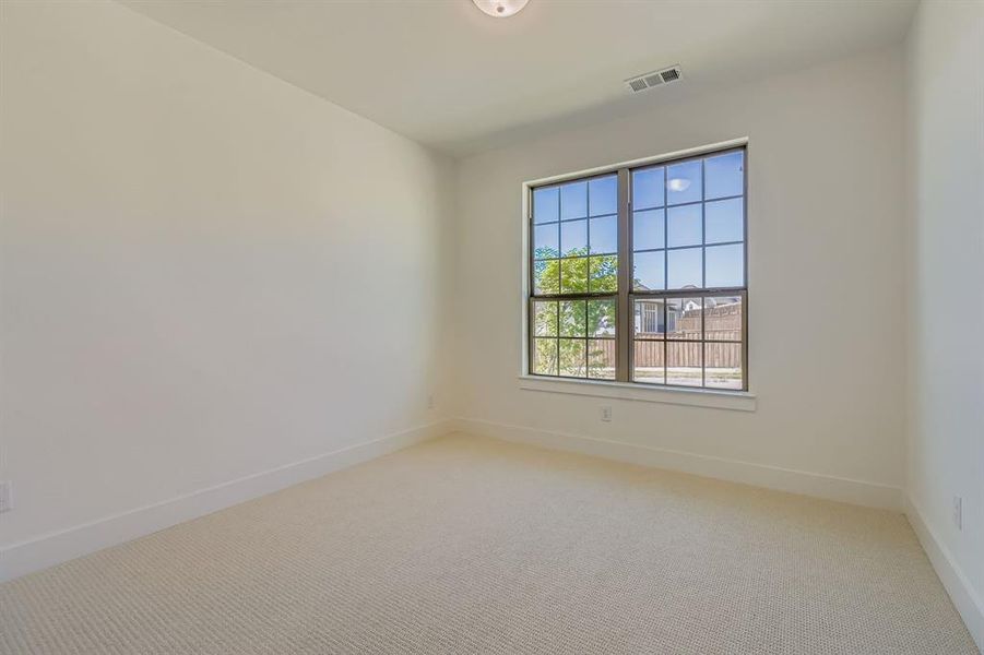 Spacious, unfurnished interior of a new home in Reunion 70s, Rhome (Image 13). Spacious, unfurnished interior of a new home in Reunion 70s, Rhome (Image 13).