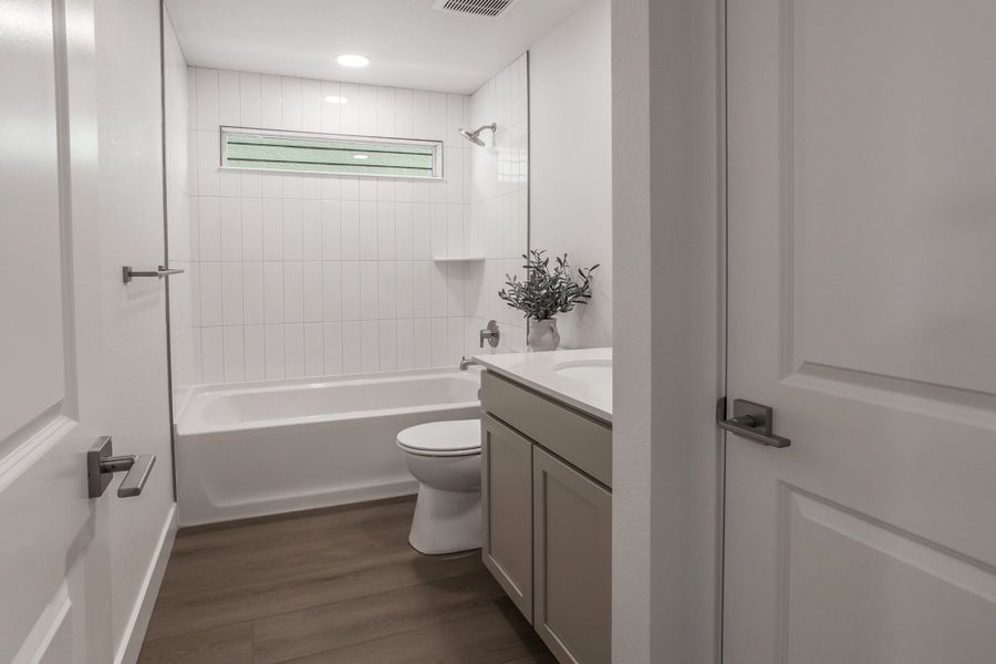 Furnished interior view inside a new home in Prairie Song, Windsor (Image 30).