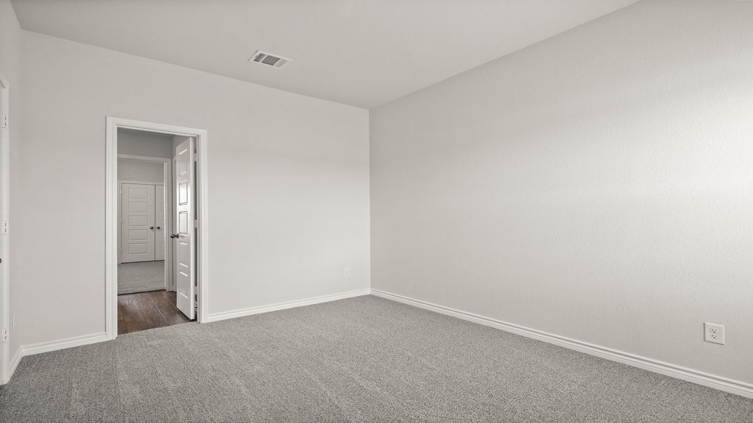Secondary bedroom