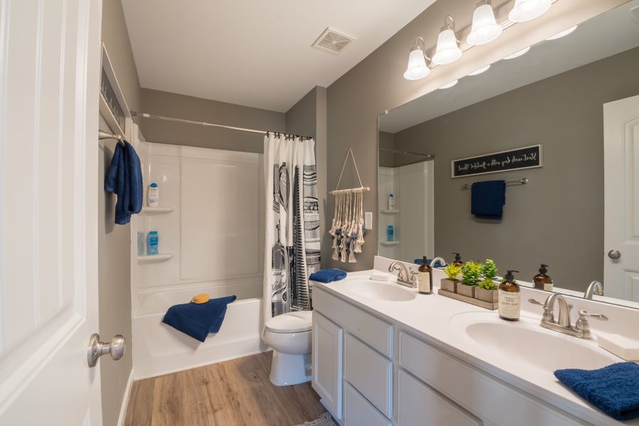 Representative furnished interior of a home built from the Cumberland by Fischer Homes in Bridle Run, Louisville (Image 21).