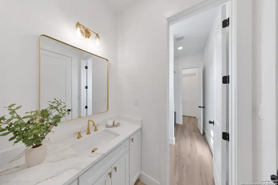 Image 30 of a home in . Image 30 of a home in .