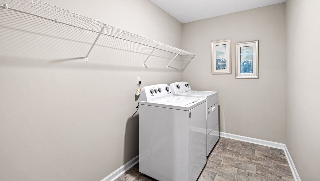 Furnished interior view inside a new home in Hunters Ridge, Woodruff (Image 26).