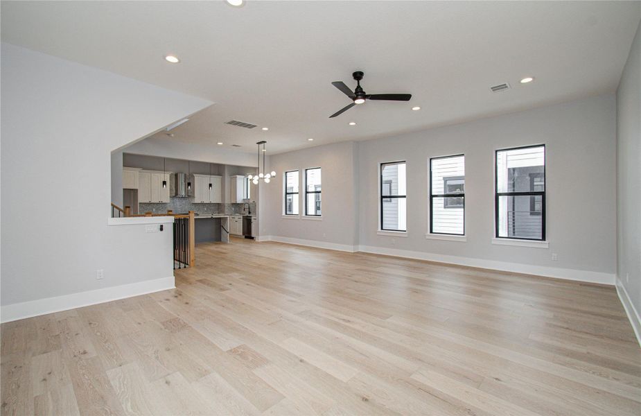 Spacious, unfurnished interior of a new home in , Houston (Image 36).