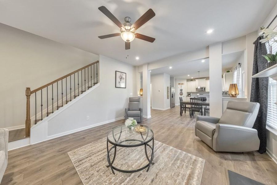 Furnished interior view inside a new home in Old Lost Mountain Estates, Powder Springs (Image 12).