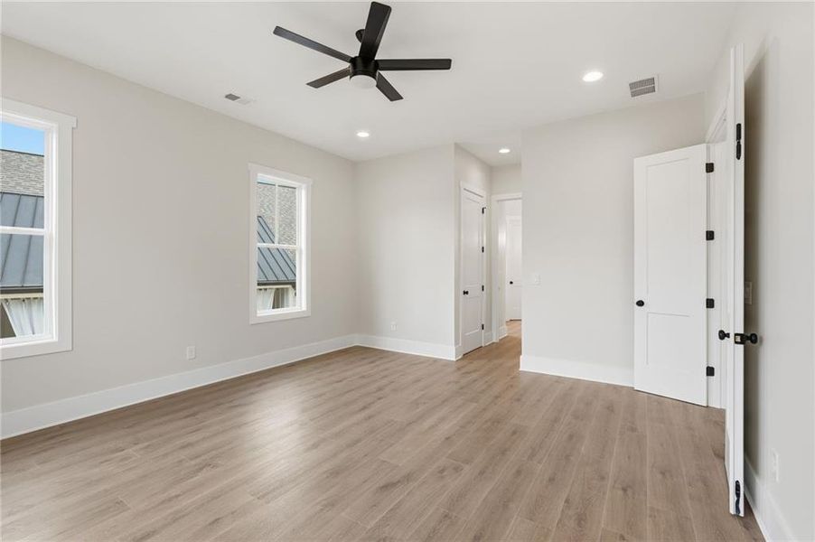 Spacious, unfurnished interior of a new home in , Dawsonville (Image 21).