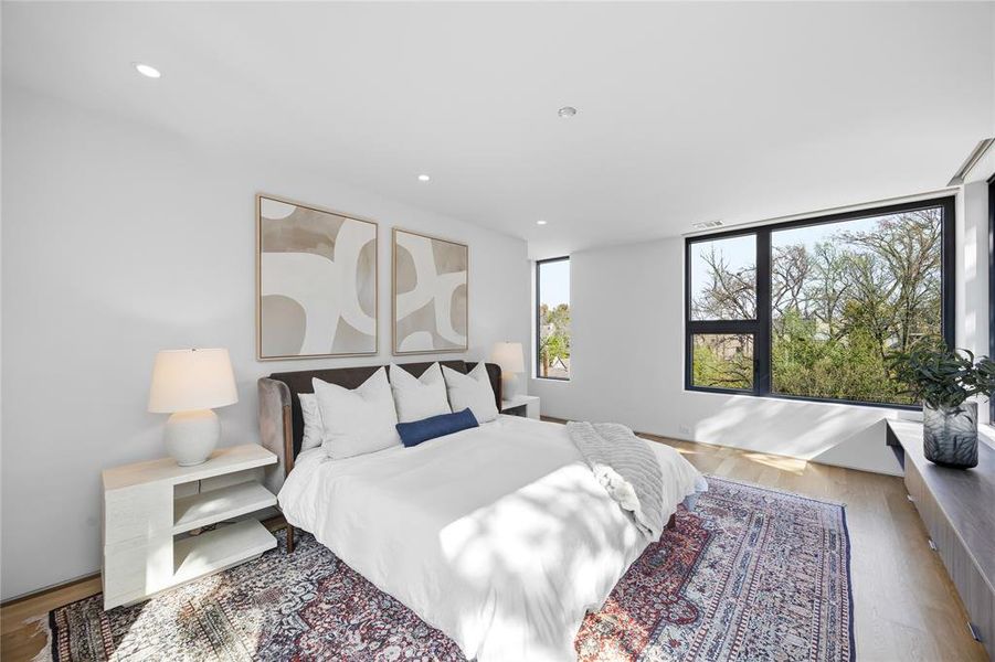 Furnished interior view inside a new home in , Dallas (Image 6).