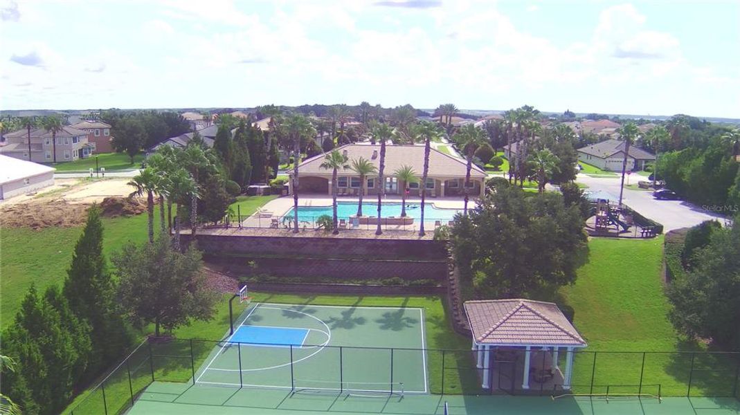 Community amenities in Lake Juliana Estates, Auburndale (Image 47).