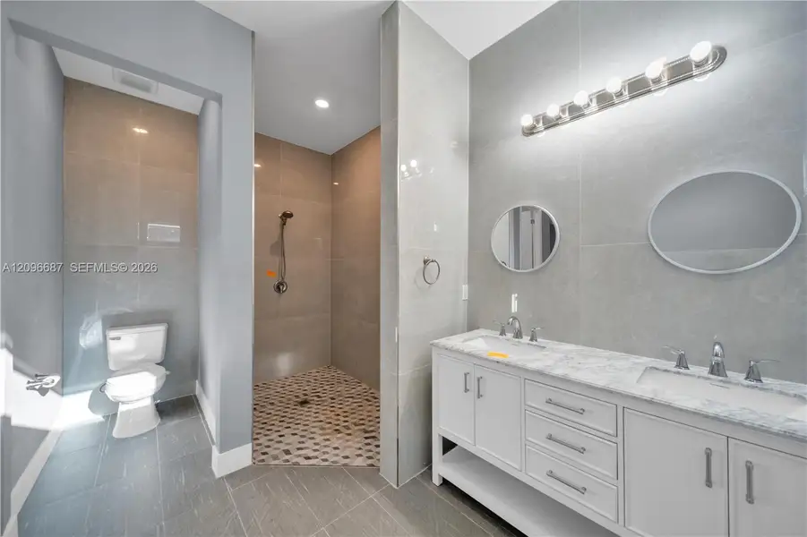 Furnished interior view inside a new home in , Lehigh Acres (Image 12).